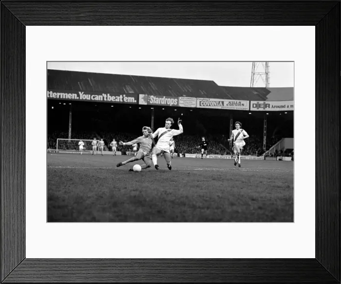 Framed Print : Manchester City 4 v. Crystal Palace 0. F. A Cup Football. January 1981 MF01-03-080 Framed Print : Manchester City 4 v. Crystal Palace 0. F. A Cup Football. January 1981 MF01-03-080