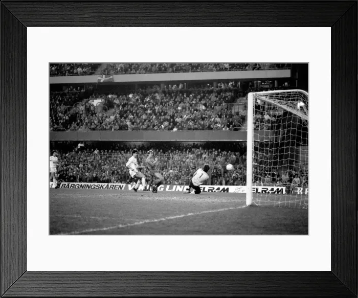 Framed Print : Division One Football 1985  /  86 Season. Chelsea v. Tottenham Hotspur, Stamford Bridge