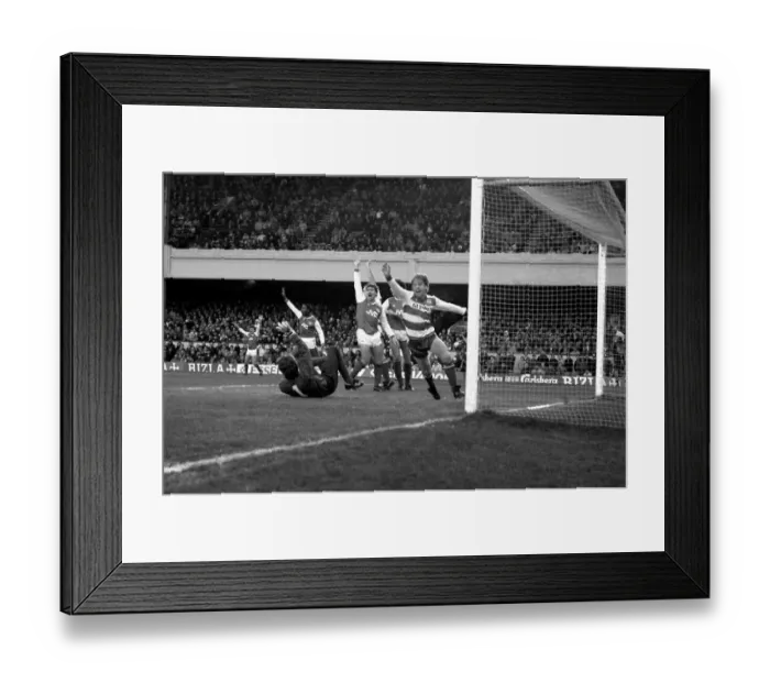 Framed Print : Division One Football 1985  /  86 Season. Arsenal v. Queens Park Rangers, Highbury
