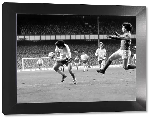 Everton 2 v. Arsenal 0. F. A Cup. January 1981 MF01-01-037