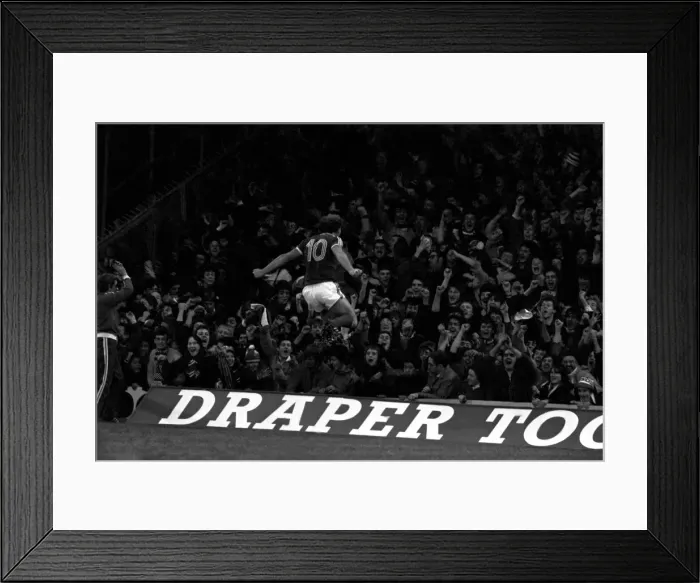 Framed Print : Division One Football 1980 / 81 Season. Ipswich v Liverpool, Portman Road Framed Print : Division One Football 1980 / 81 Season. Ipswich v Liverpool, Portman Road