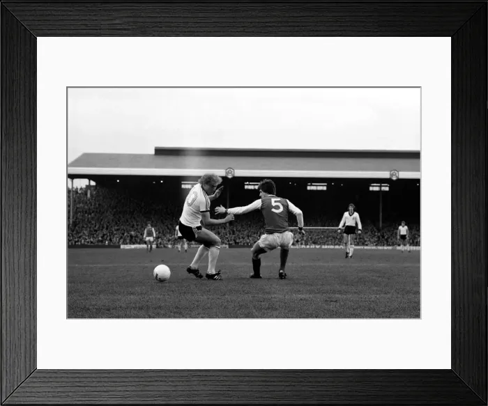 Framed Print : Division One Football 1980 / 81. Arsenal v Ipswich, Highbury Framed Print : Division One Football 1980 / 81. Arsenal v Ipswich, Highbury