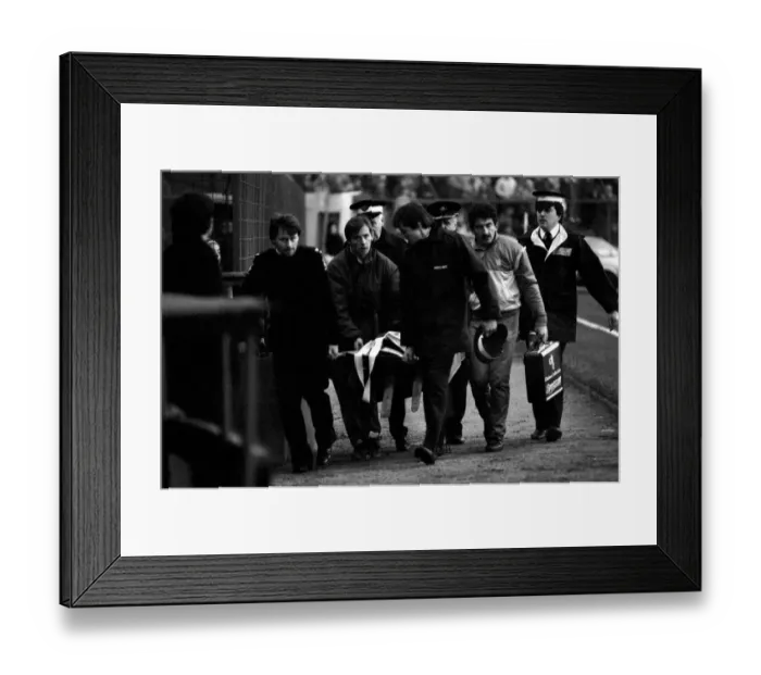 Framed Print : Chelsea 4 v. Aston Villa 1. Division One Football. December 1986 LF21-24-077 Framed Print : Chelsea 4 v. Aston Villa 1. Division One Football. December 1986 LF21-24-077