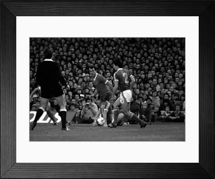 Framed Print : Division One Football 1980  /  81 Season. Ipswich v Liverpool, Portman Road