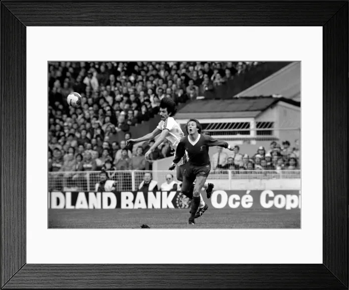 Framed Print : English League Cup Final 1980 / 81 Season. West Ham United v Liverpool, Wembley Framed Print : English League Cup Final 1980 / 81 Season. West Ham United v Liverpool, Wembley