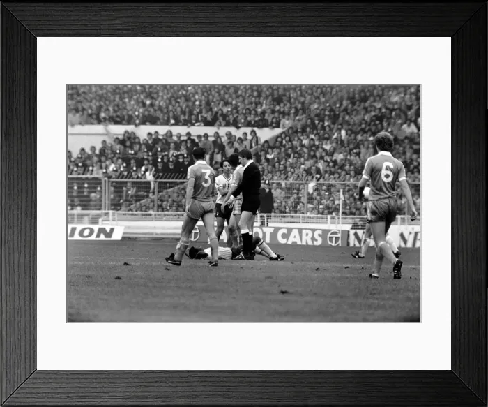Framed Print : F. A. Cup Final. Manchester City 1 v. Tottenham Hotspur 1. May 1981 MF02-30-104 Framed Print : F. A. Cup Final. Manchester City 1 v. Tottenham Hotspur 1. May 1981 MF02-30-104