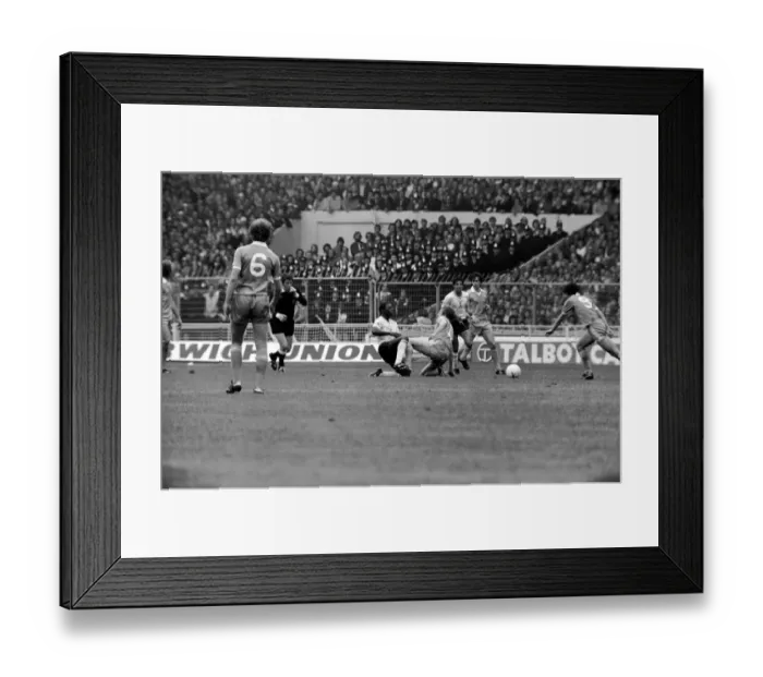 Framed Print : F. A. Cup Final. Manchester City 1 v. Tottenham Hotspur 1. May 1981 MF02-30-094