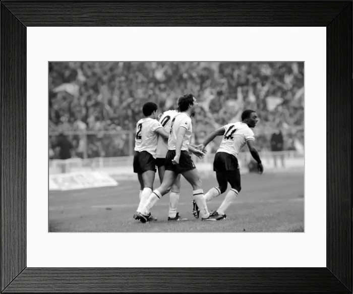 Framed Print : F. A. Cup Final. Manchester City 1 v. Tottenham Hotspur 1. May 1981 MF02-30-088 Framed Print : F. A. Cup Final. Manchester City 1 v. Tottenham Hotspur 1. May 1981 MF02-30-088