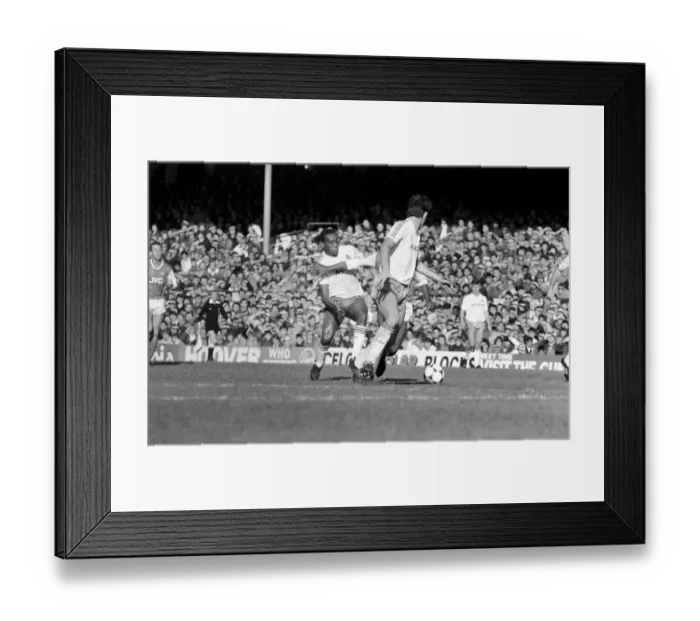 Framed Print : Arsenal 0 v. West Ham United 0. Division One Football. November 1986 LF20-25-007 Framed Print : Arsenal 0 v. West Ham United 0. Division One Football. November 1986 LF20-25-007