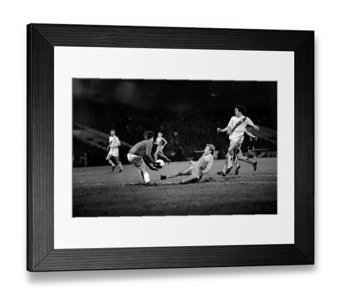Framed Print : Manchester City 4 v. Crystal Palace 0. F. A Cup Football. January 1981 MF01-03-046 Framed Print : Manchester City 4 v. Crystal Palace 0. F. A Cup Football. January 1981 MF01-03-046