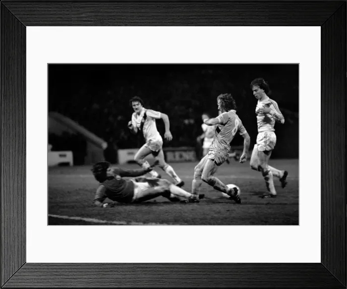 Framed Print : Manchester City 4 v. Crystal Palace 0. F. A Cup Football. January 1981 MF01-03-032 Framed Print : Manchester City 4 v. Crystal Palace 0. F. A Cup Football. January 1981 MF01-03-032