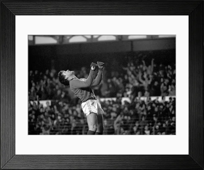 Framed Print : Everton 2 v. Arsenal 0. F. A Cup. January 1981 MF01-01-011