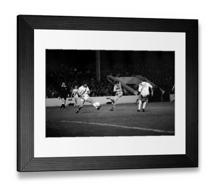 Framed Print : Manchester City 4 v. Crystal Palace 0. F. A Cup Football. January 1981 MF01-03-018