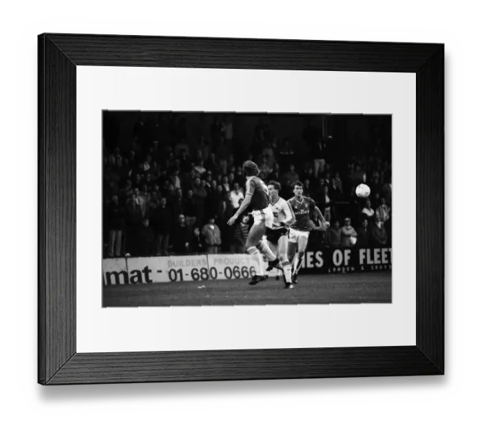 Framed Print : Charlton 0 v. Arsenal 2. Division One Football. November 1986 LF20-20-029