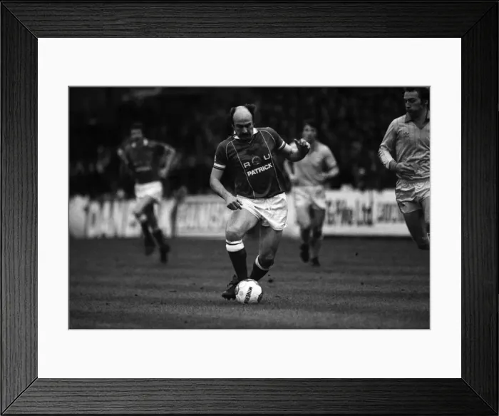 Framed Print : English League Division One match Stoke City 1 v Norwich City 0 January 1983