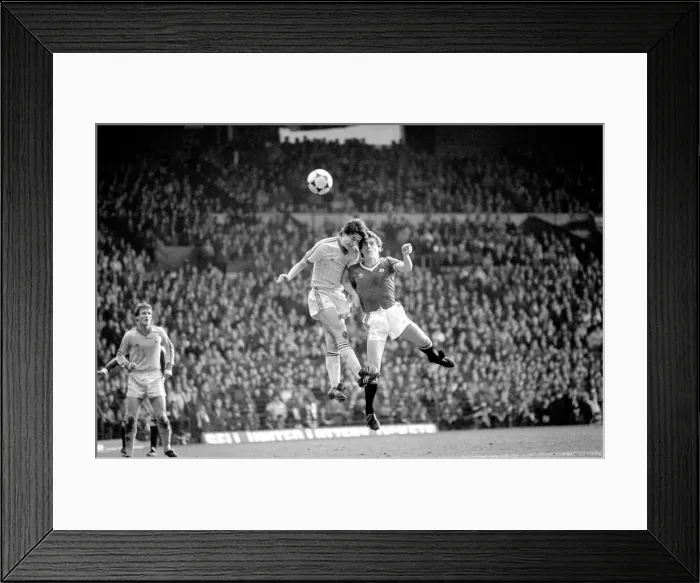 Framed Print : English League Division One match at Old Trafford Manchester United 2 v Nottingham Framed Print : English League Division One match at Old Trafford Manchester United 2 v Nottingham