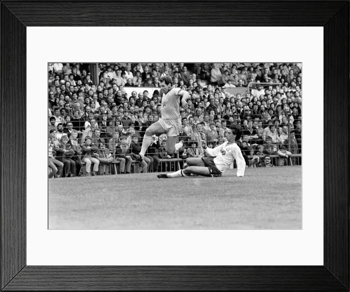 Framed Print : English League Division Two match. Bolton Wanderers 3 v Newcastle United 1