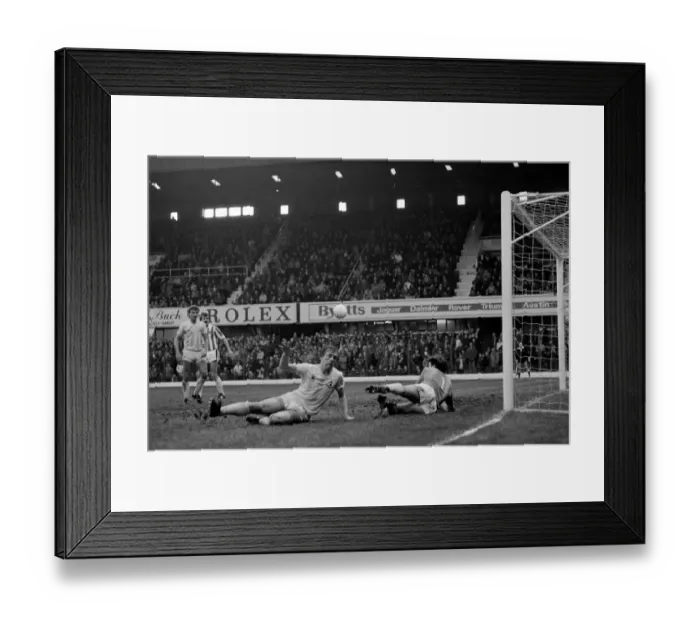 Framed Print : English League Division One match. Stoke City 2 v Tottenham Hotspur 0 Framed Print : English League Division One match. Stoke City 2 v Tottenham Hotspur 0
