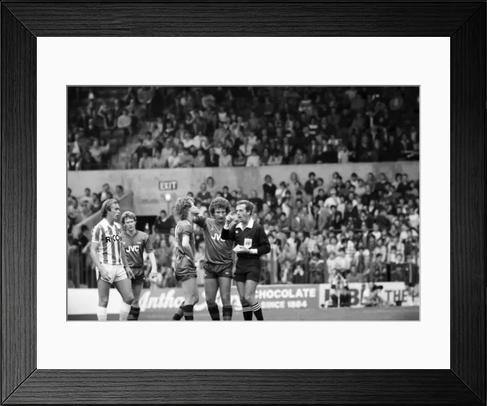 Framed Print : English League Division One match. Stoke City 2 v Arsenal 1 Alan Sunderland