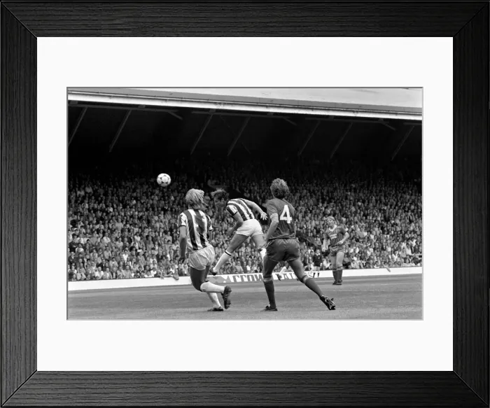 Framed Print : English League Division One match. Liverpool 2 v West Bromwich Albion 0 Framed Print : English League Division One match. Liverpool 2 v West Bromwich Albion 0