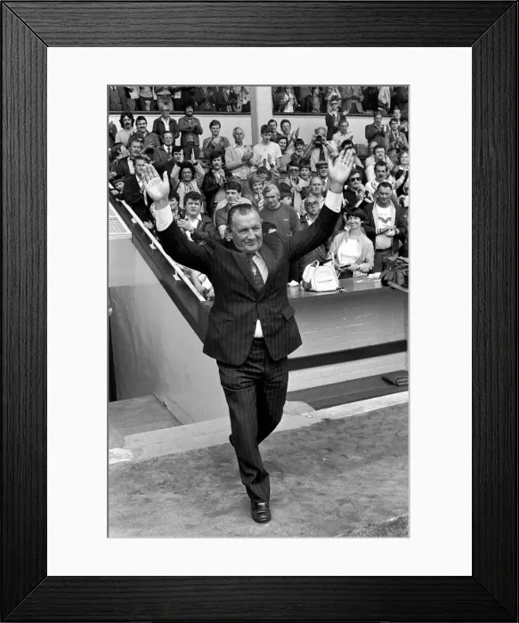 Framed Print : English League Division One match. Liverpool 2 v West Bromwich Albion 0 Framed Print : English League Division One match. Liverpool 2 v West Bromwich Albion 0