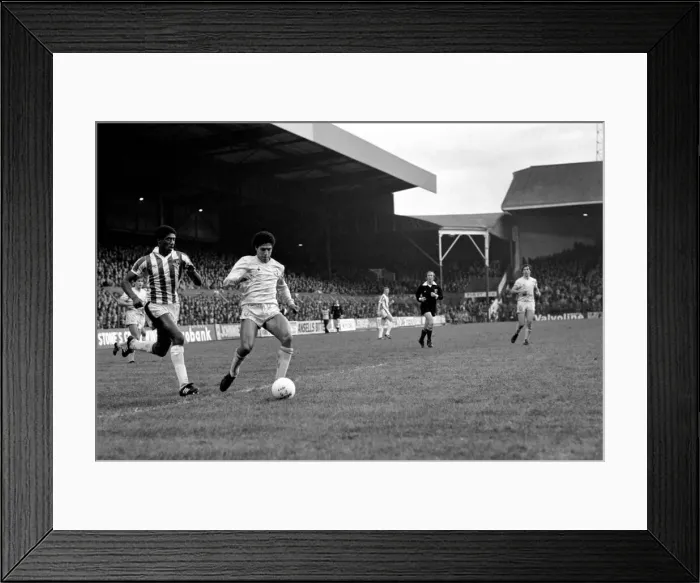 Framed Print : English League Division One match. Stoke City 2 v Tottenham Hotspur 0 Framed Print : English League Division One match. Stoke City 2 v Tottenham Hotspur 0