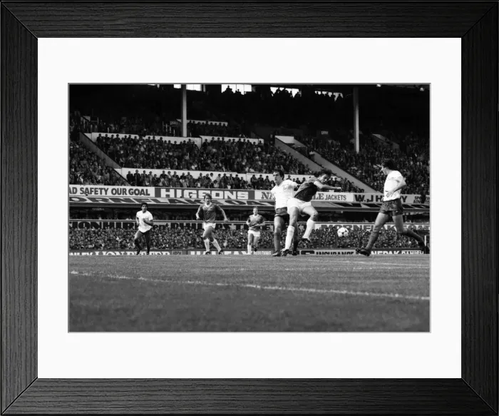 Framed Print : English League Division One match at Goodison Park. Everton 3 v Tottenham Hotspur 1 Framed Print : English League Division One match at Goodison Park. Everton 3 v Tottenham Hotspur 1