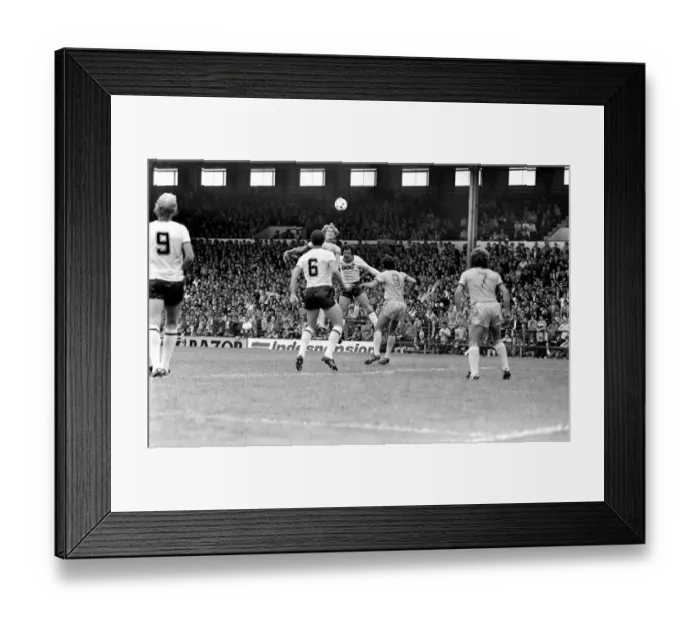 Framed Print : English League Division Two match. Bolton Wanderers 3 v Newcastle United 1