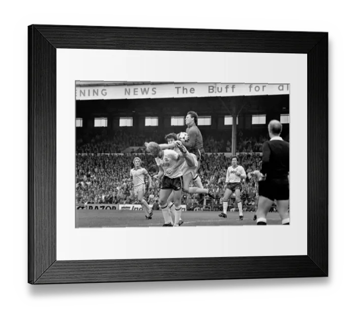 Framed Print : English League Division Two match. Bolton Wanderers 3 v Newcastle United 1