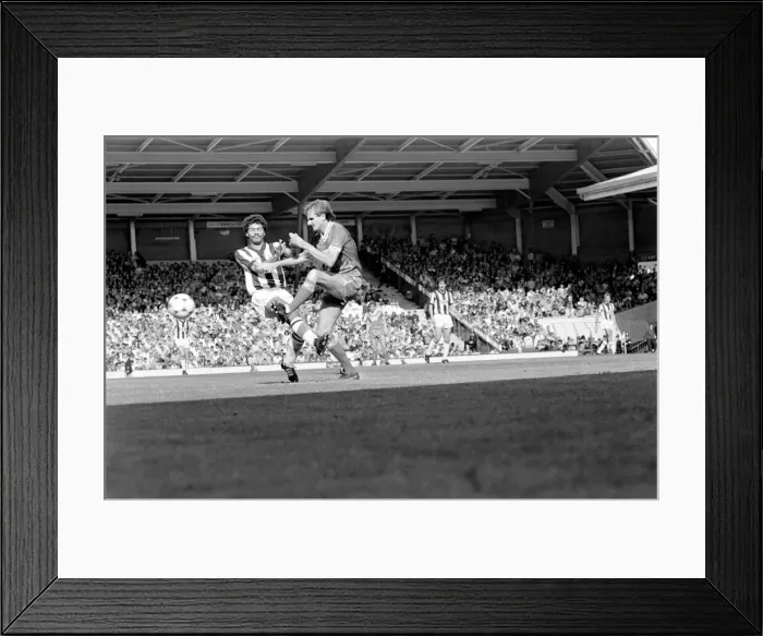 Framed Print : English League Division One match. Liverpool 2 v West Bromwich Albion 0 Framed Print : English League Division One match. Liverpool 2 v West Bromwich Albion 0