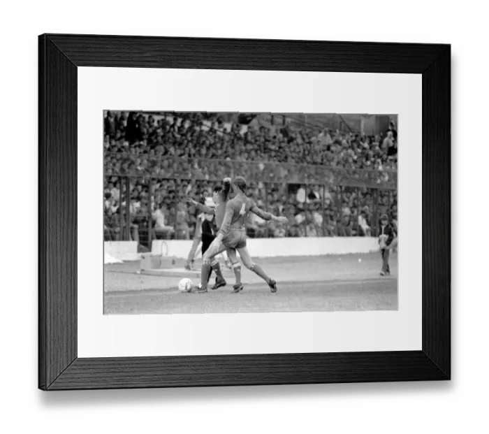 Framed Print : Chelsea 0 v. Liverpool 1. Division One Football. May 1986 LF19-12 Framed Print : Chelsea 0 v. Liverpool 1. Division One Football. May 1986 LF19-12