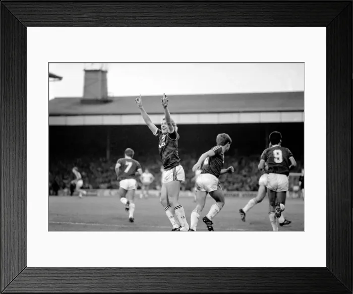 Framed Print : Division One Football 1985  /  86 Season. West Ham v Everton, Upton Park