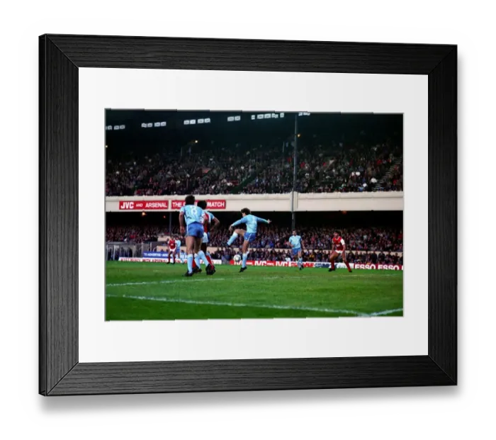 Framed Print : Division One Football 1985  /  86 Season. Arsenal v Manchester City, Highbury
