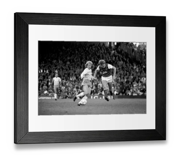 Framed Print : Division One Football 1985 / 86 Season. Arsenal v Manchester City, Highbury Framed Print : Division One Football 1985 / 86 Season. Arsenal v Manchester City, Highbury
