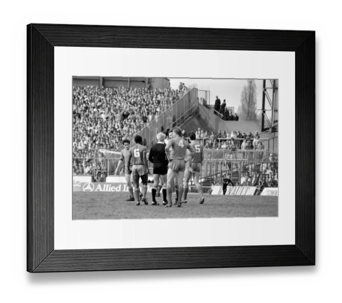 Framed Print : Chelsea 0 v. Liverpool 1. Division One Football. May 1986 LF19-12-061 Framed Print : Chelsea 0 v. Liverpool 1. Division One Football. May 1986 LF19-12-061