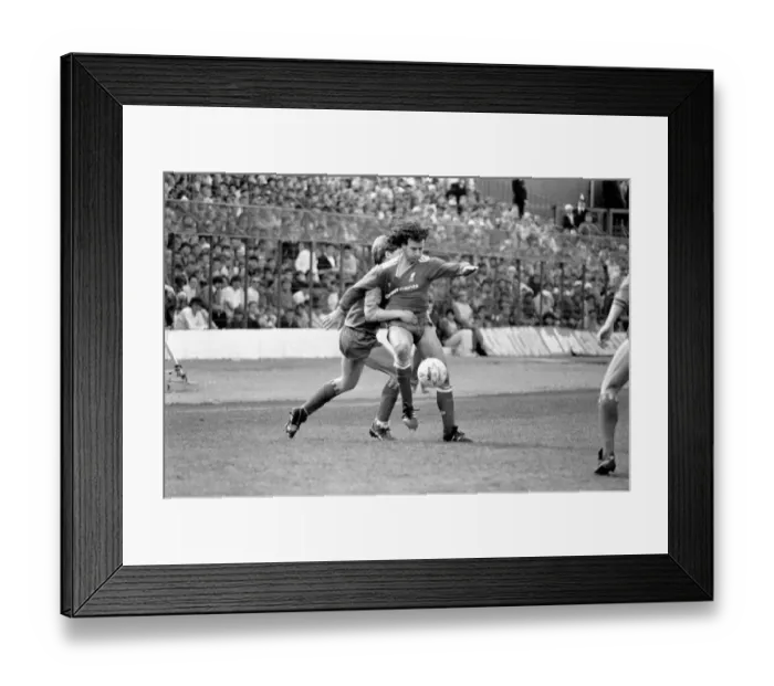Framed Print : Chelsea 0 v. Liverpool 1. Division One Football. May 1986 LF19-12-073 Framed Print : Chelsea 0 v. Liverpool 1. Division One Football. May 1986 LF19-12-073