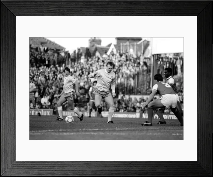 Framed Print : Division One Football 1985 / 86 Season. Arsenal v Manchester City, Highbury Framed Print : Division One Football 1985 / 86 Season. Arsenal v Manchester City, Highbury