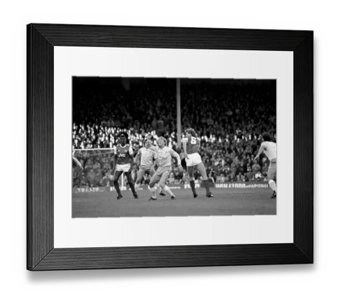 Framed Print : Division One Football 1985  /  86 Season. Arsenal v Manchester City, Highbury