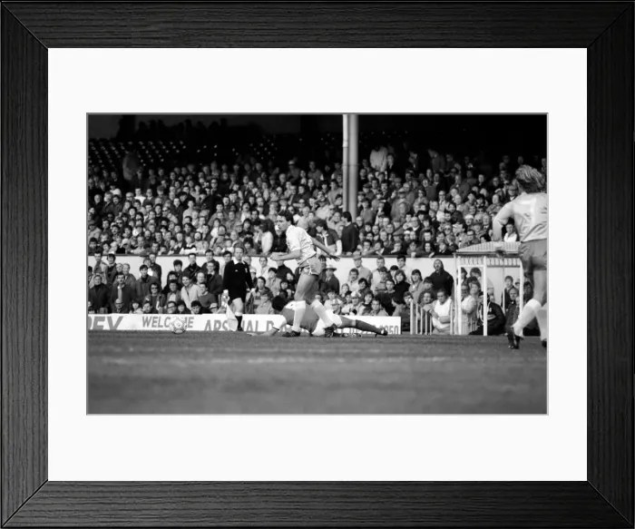 Framed Print : Division One Football 1985 / 86 Season. Arsenal v Manchester City, Highbury Framed Print : Division One Football 1985 / 86 Season. Arsenal v Manchester City, Highbury