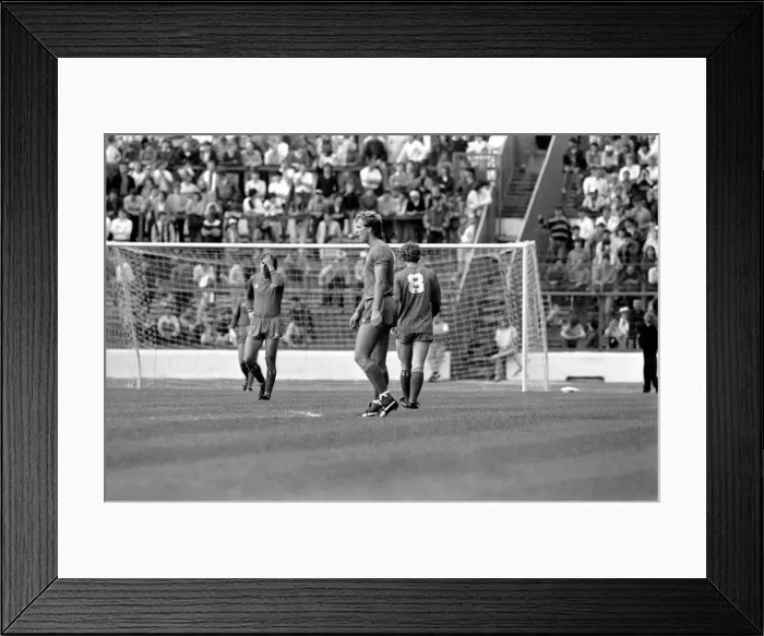 Framed Print : Division One Football 1985  /  86 Season, Chelsea v Everton, Stamford Bridge