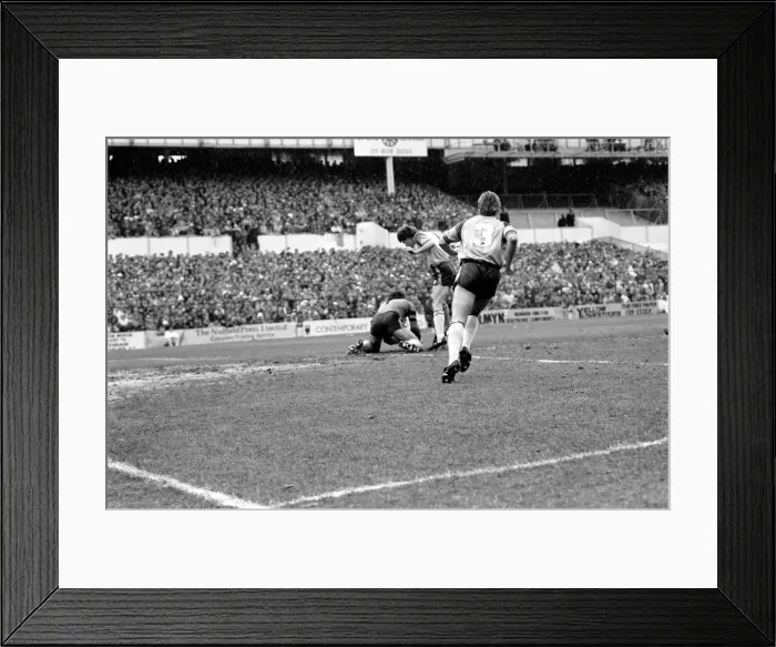 Framed Print : FA Cup Semi Final at White Hart Lane. Liverpool 2 v. Southampton 0. F A Cup Framed Print : FA Cup Semi Final at White Hart Lane. Liverpool 2 v. Southampton 0. F A Cup