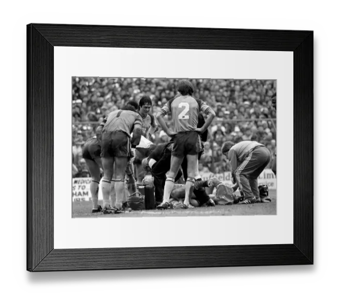 Framed Print : FA Cup Semi Final at White Hart Lane. Liverpool 2 v. Southampton 0. F A Cup