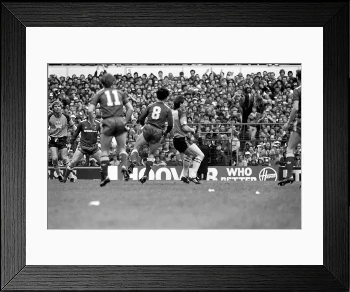Framed Print : FA Cup Semi Final at White Hart Lane. Liverpool 2 v. Southampton 0. F A Cup