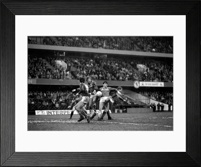 Framed Print : Chelsea 2 v. Leicester 2. Division One Football February 1986 LF18-04-046 Framed Print : Chelsea 2 v. Leicester 2. Division One Football February 1986 LF18-04-046