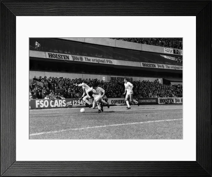 Framed Print : Tottenham Hotspur 1 v. Arsenal 0. Division One Football March 1986 LF19-05-066 Framed Print : Tottenham Hotspur 1 v. Arsenal 0. Division One Football March 1986 LF19-05-066
