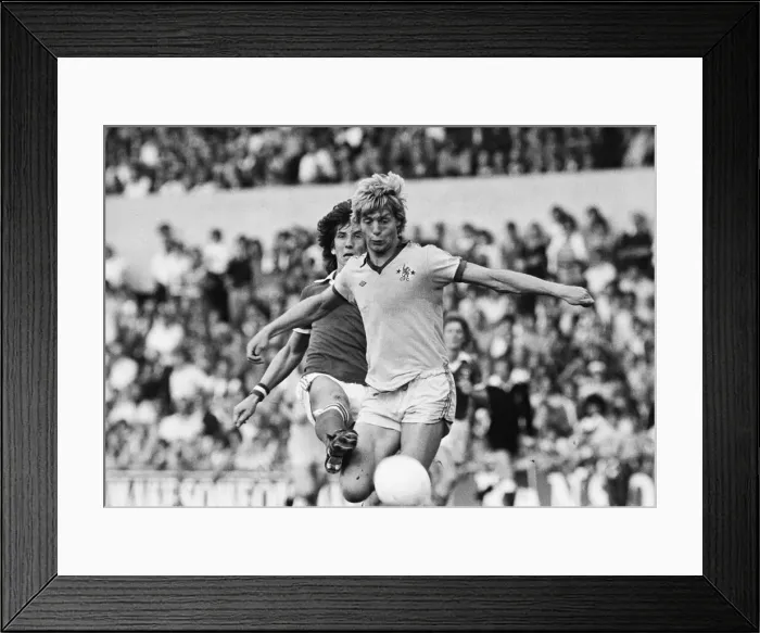 Framed Print : English League Division One match. Ipswich Town 1 v Chelsea 0