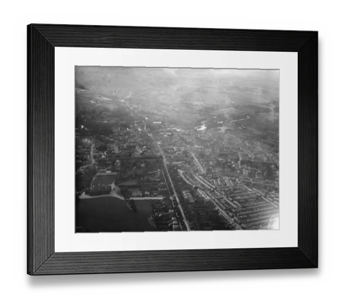 Framed Print : Aerial view of Bedford Town 1926. Local Caption These are rough scans Framed Print : Aerial view of Bedford Town 1926. Local Caption These are rough scans