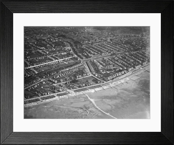 Framed Print : Aerial view of Westcliff-on-Sea. Circa 1926 Framed Print : Aerial view of Westcliff-on-Sea. Circa 1926