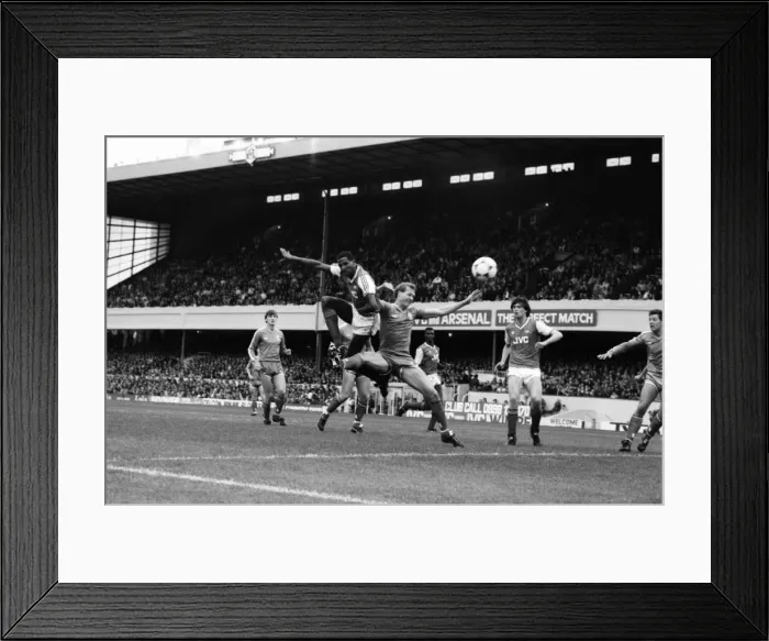 Framed Print : Arsenal 3 v. Chelsea 1. Division One Football. October 1986 LF20-14-056 Framed Print : Arsenal 3 v. Chelsea 1. Division One Football. October 1986 LF20-14-056