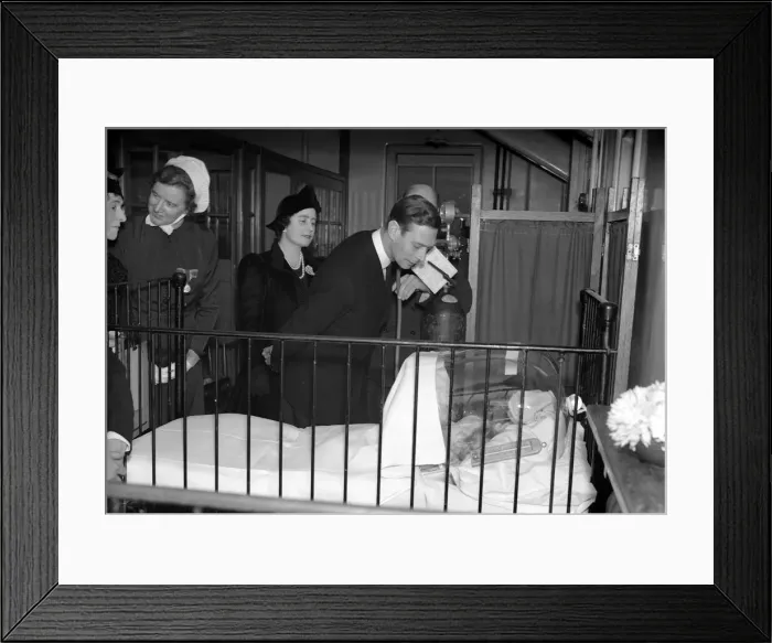 Framed Print : WW2 Air Raid Damage King and Queen at Childrens Hospital Framed Print : WW2 Air Raid Damage King and Queen at Childrens Hospital